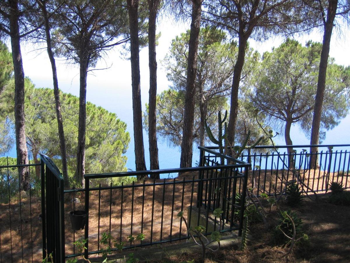 Casa Vista Eolie Apartment Чефалу Екстериор снимка